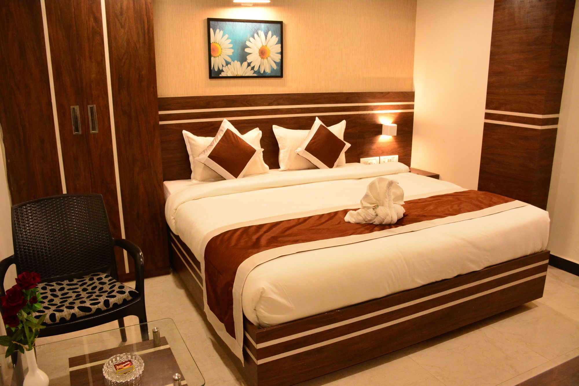 The Suncity Bhubaneswar Exteriör bild
